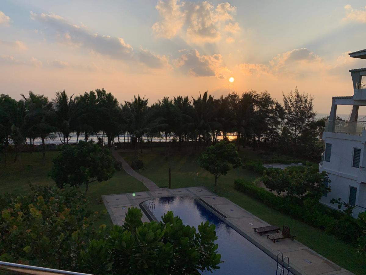 Ralla นิลาเวลี ภายนอก รูปภาพ